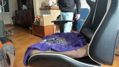 Snapshot of luckydrakex chatting on 03-02-25, 10:03 Lucky online show from 03-02-25, 10:03