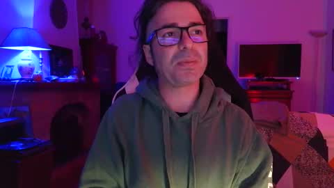 Snapshot of luckydrakex chatting on 10-27-25, 06:45 Lucky online show from 10-27-25, 06:45