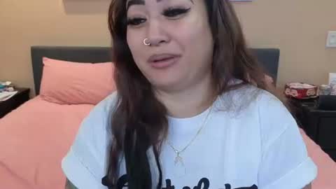 luckylee1992 online show from 11-25-25, 10:43