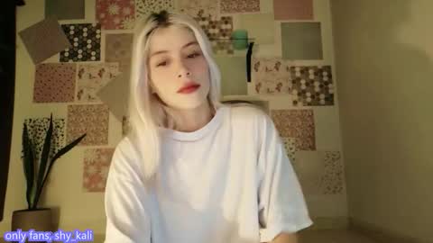 luckysapphire777 online show from 12-22-25, 06:43