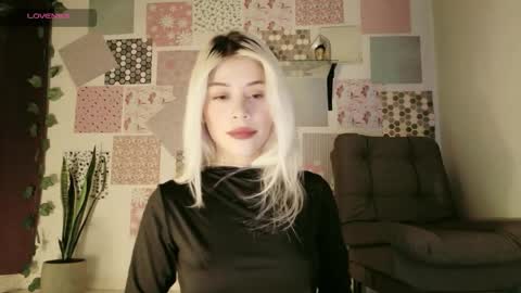 luckysapphire777 online show from 04-26-26, 12:25