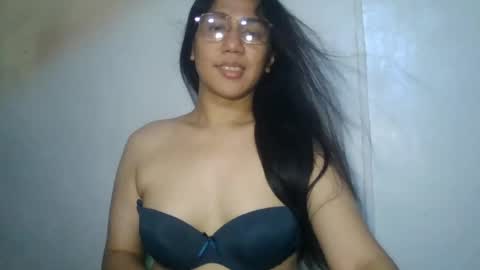 Snapshot of luckyts_cumx chatting on 05-17-26, 12:41 luckyts_cumx online show from 05-17-26, 12:41