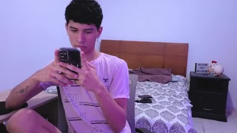 Lu Independent Model online show from 04-09-26, 12:10