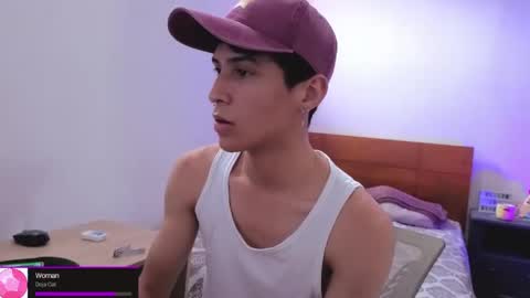 Lu Independent Model online show from 04-22-26, 08:21