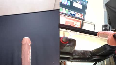 lucretiasissygothic online show from 03-22-26, 09:56