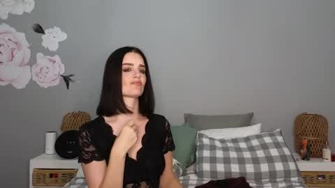 Lucy online show from 04-26-26, 09:01