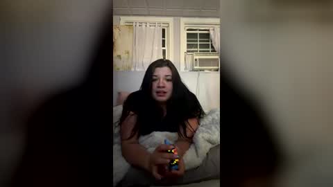 Snapshot of lucy913961 chatting on 07-06-26, 03:47 lucy913961 online show from 07-06-26, 03:47