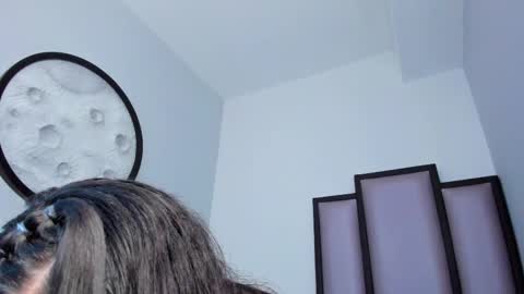   online show from 10-24-25, 05:59