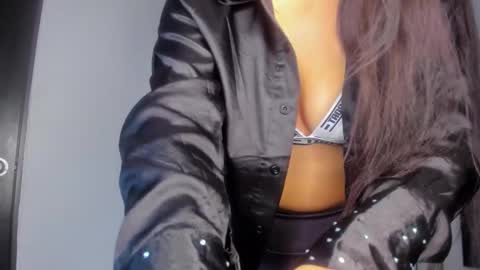   online show from 10-26-25, 04:07