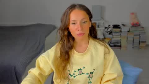 lucy__ray online show from 10-02-25, 05:42