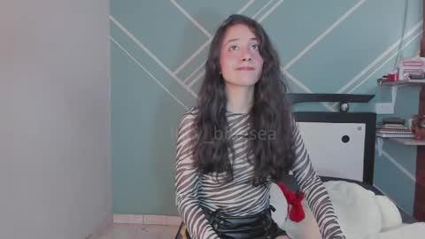 Lucy Herrera online show from 04-23-26, 03:03