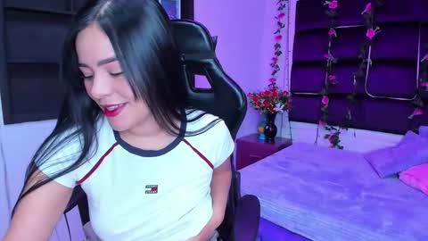 lucy_brunno online show from 12-18-25, 12:44