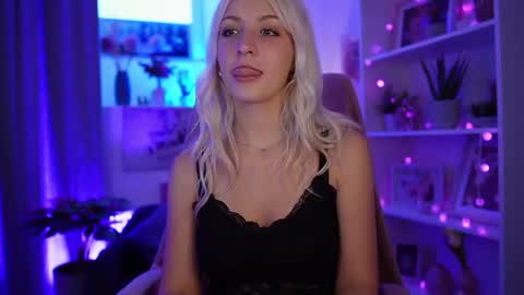 Cutie Lucy online show from 06-28-26, 06:03