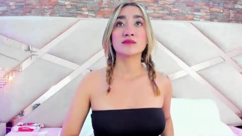 lucy_davies_ online show from 04-24-26, 11:56