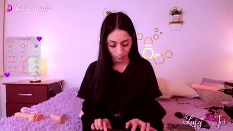 Luciana online show from 10-15-25, 03:28