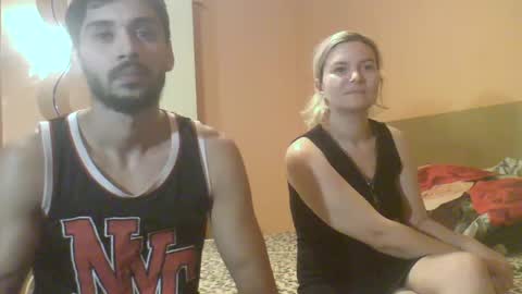 Lucy and Maxx online show from 02-04-25, 10:24