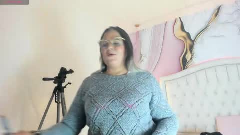 Lucy online show from 04-01-26, 11:55