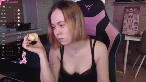 Lucy online show from 11-10-25, 08:30