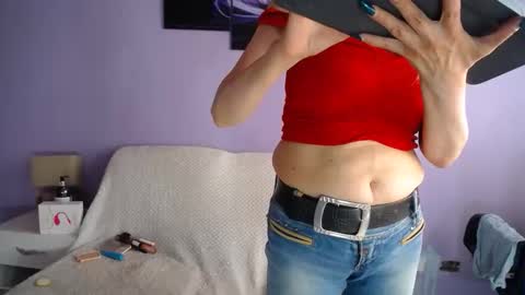  SleepyAbuela online show from 04-23-26, 01:35