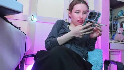 Lulu online show from 05-16-26, 03:25