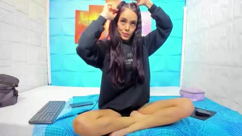 Lucy unlimit come back here  online show from 02-17-26, 02:13