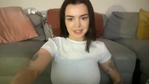 Lucyloo online show from 07-10-26, 06:39