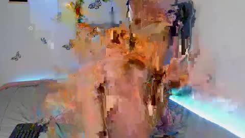 Lucy online show from 12-04-24, 11:24