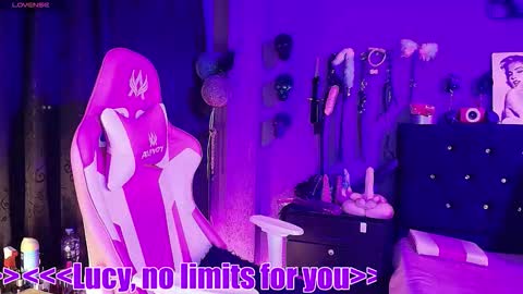 Lucy online show from 01-10-26, 01:07