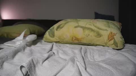 Snapshot of lucyrait chatting on 01-20-25, 02:25 Lucy online show from 01-20-25, 02:25