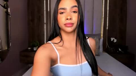 Snapshot of lucysalvatore chatting on 10-16-25, 01:28 Lucy online show from 10-16-25, 01:28