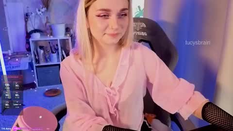 Lucy online show from 11-29-25, 08:39