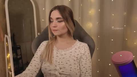 Lucy online show from 03-11-26, 06:47