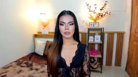 lucyvane online show from 03-26-26, 01:06