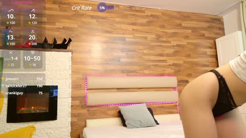 Snapshot of lucywilow chatting on 12-06-24, 09:43 LucyWillow online show from 12-06-24, 09:43