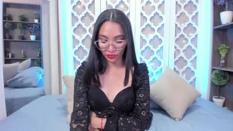 Lucy Liiu online show from 03-10-25, 09:29