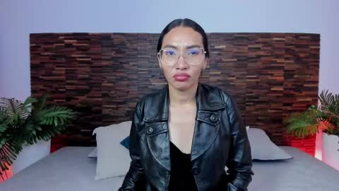 Snapshot of lucyy_liiu chatting on 05-02-26, 08:03 Lucy Liiu online show from 05-02-26, 08:03