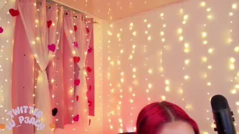 Snapshot of lucyy_peach chatting on 02-18-25, 06:15 LUCYY FROM HOME online show from 02-18-25, 06:15