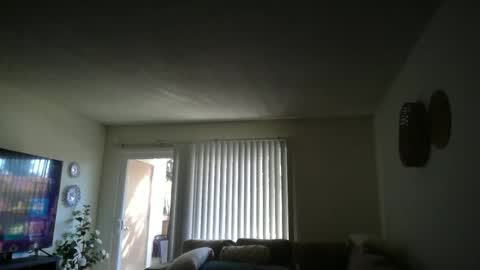 Luxious online show from 04-13-26, 10:48