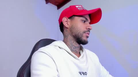 Luigi Vitale online show from 11-27-25, 08:16