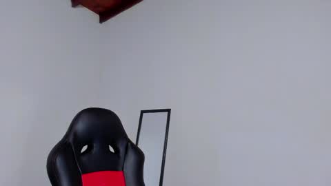 Luigi Vitale online show from 04-06-26, 01:03