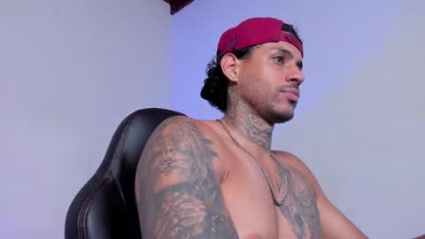 Luigi Vitale online show from 04-22-26, 01:41