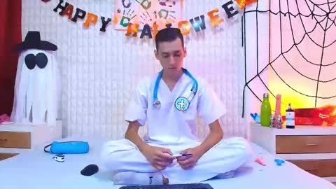 Snapshot of luigimarchetti chatting on 10-30-25, 08:20 luigimarchetti online show from 10-30-25, 08:20