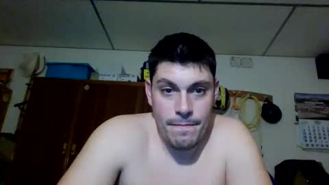 Snapshot of luis2423 chatting on 01-07-26, 08:33 A slave to the mistress.. un esclavo para las amas dominantes. online show from 01-07-26, 08:33