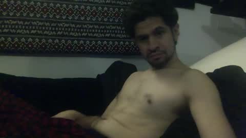 Snapshot of luis603ito chatting on 12-20-25, 01:12 luis603ito online show from 12-20-25, 01:12