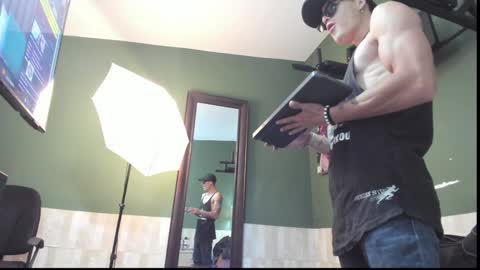 Luis AS online show from 01-02-25, 12:35
