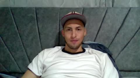luis_vergon__ online show from 08-02-26, 03:16