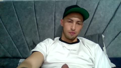 luis_vergon__ online show from 08-04-26, 02:59