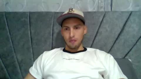 luis_vergon__ online show from 08-05-26, 02:14
