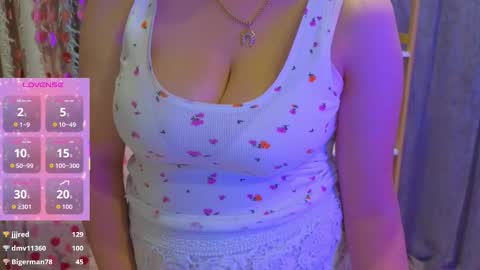 Snapshot of luisa_rosee chatting on 11-14-25, 09:24 Luisa Rosee online show from 11-14-25, 09:24