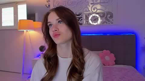 LuisaClover online show from 05-05-26, 12:24